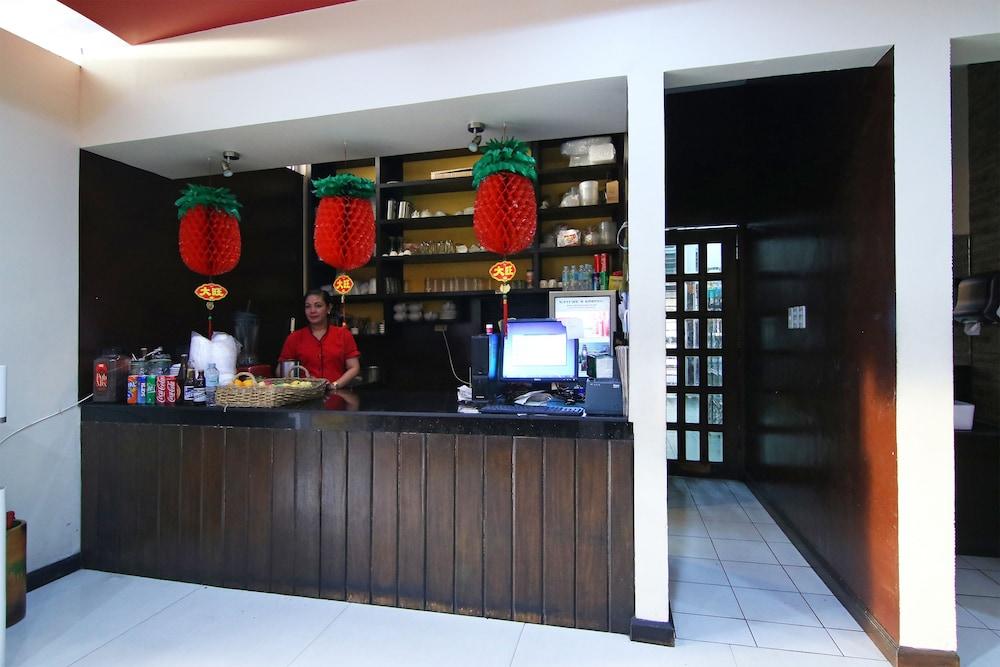 Oyo 110 Asiatel Hotel Πασάι Εξωτερικό φωτογραφία