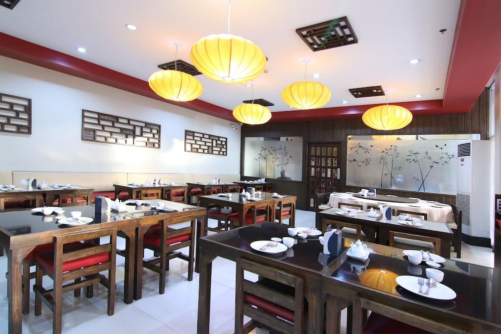 Oyo 110 Asiatel Hotel Πασάι Εξωτερικό φωτογραφία